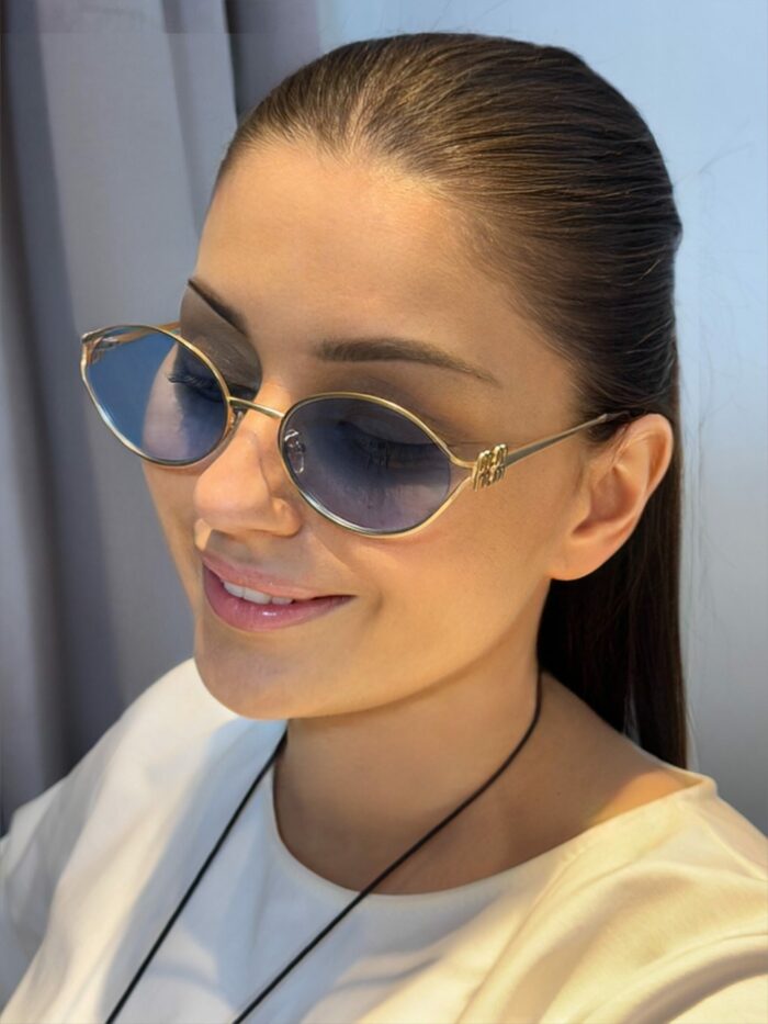 LARA ΓΑΛΑΖΙΑ ΔΙΑΦΑΝΑ ΓΥΑΛΙΑ ΗΛΙΟΥ