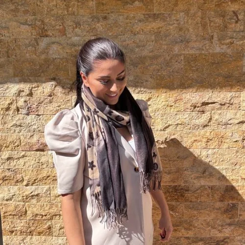 ISABELLE ΕΣΑΡΠΑ ΚΑΦΕ