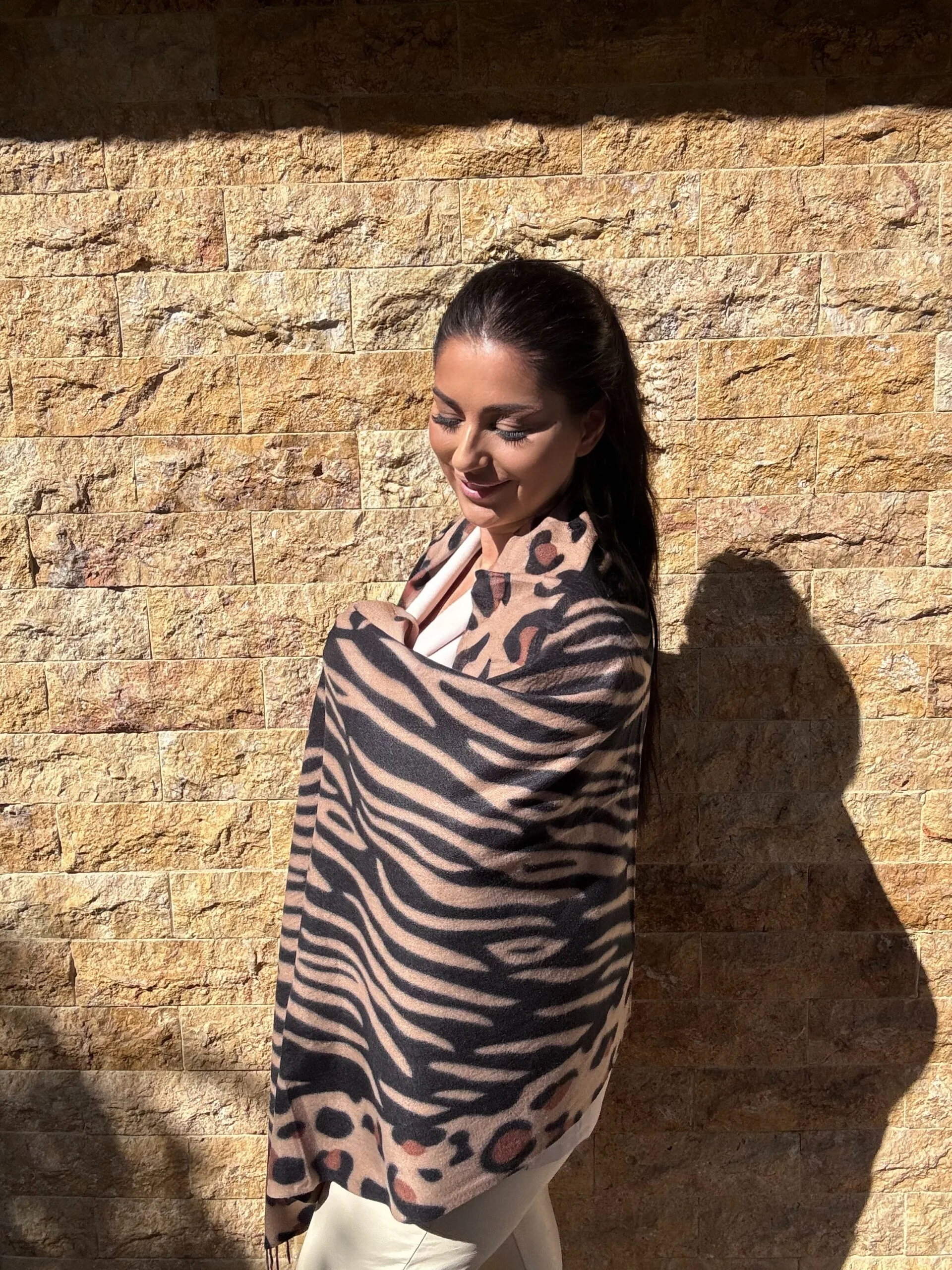 BRIGITTE ΕΣΑΡΠΑ ΤΙΓΡΕ ΚΑΦΕ - Image 2