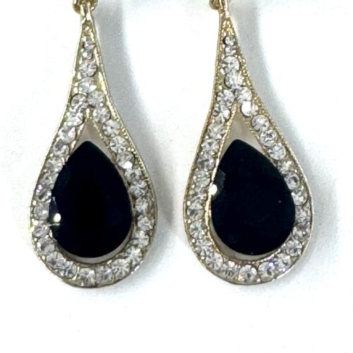 SIRA ΜΑΥΡΑ ΣΚΟΥΛΑΡΙΚΙΑ