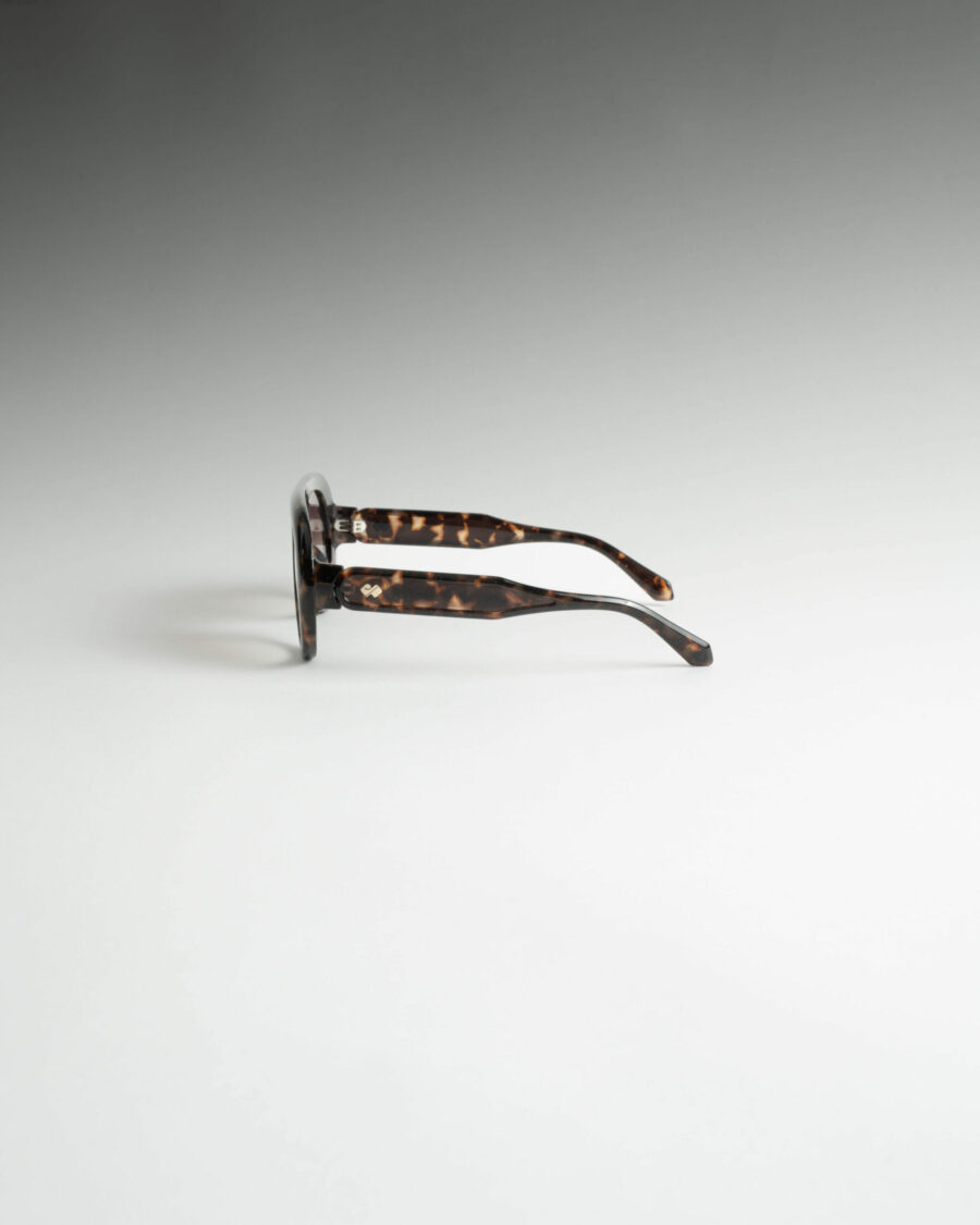 Lilian Σκούρη Καφέ Ταρταρούγα Γυαλιά Ηλίου