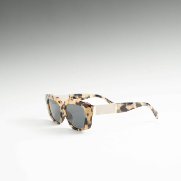 Madlin Μπεζ Ταρταρούγα Γυαλιά Ηλίου