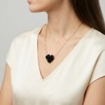 Heart Κολιέ με καρδιά και μαύρες χάντρες